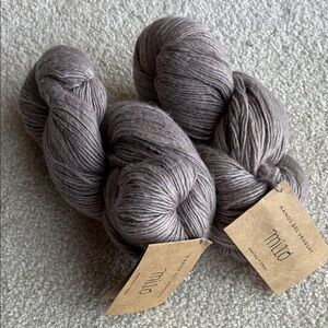 Destash NWT 2 skeins Manos del Uruguay Milo Yarn